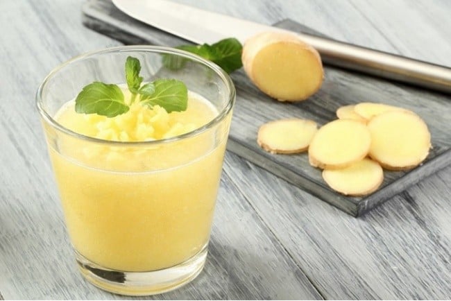 Kırılgan Tırnaklarınız, Saç Dökülmeleriniz ve Uykusuzluk Varsa Bunları Tüketmeye Başlayın 8 zencefil