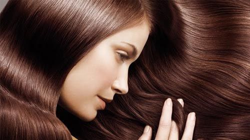 Balık Yağı Kullanın ve Mucizelerine Şahit Olun 17 sağlıklı saçları olan kadın