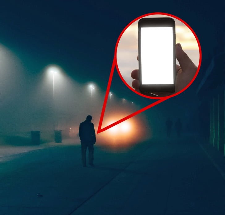 Hayatınızı Kurtarabilecek 11 Öneri 9 yolda telefonu yansıtıcı olarak kullanmak