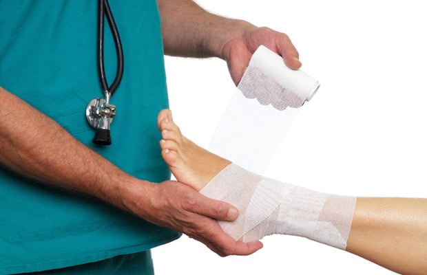 Ayaklarınıza Sağlıklı Bakmanın 10 Yolu 4 ayak sakatlığı