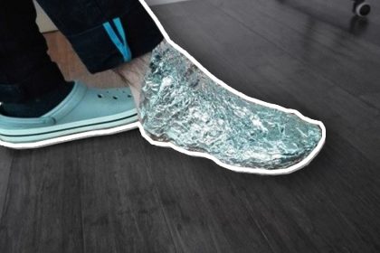 Ayaklarınızı Alüminyum Folyo ile Sarın ve 1 Saat Bekletin Faydası Sizi Çok Şaşırtacak! 4 aluminyum folyonun-faydalari