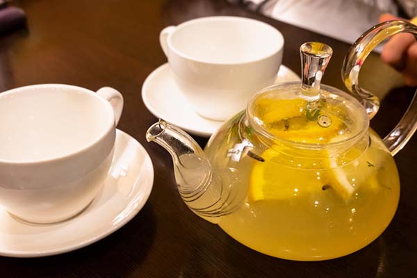 balli limonlu sicak su