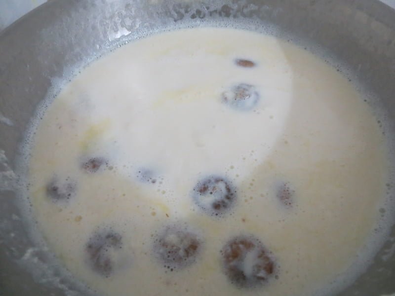 İncir Sütle Nasıl Kullanılır ve İncirin Faydaları Nelerdir? 4 incir sut kaynatma2