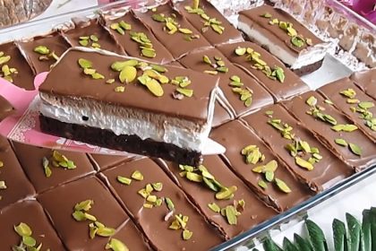 6 Dakika Hazırlanan Enfes Ötesi Pasta Tarifi 12 pasta tarifi