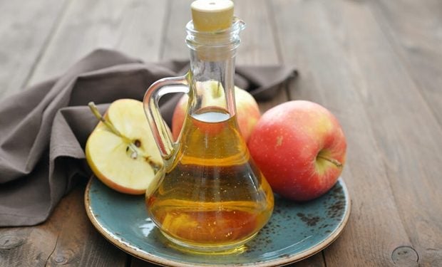 Doğal Bağışıklık Güçlendiren Faydalı Öneriler 9 elma sirkesi